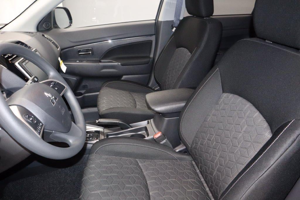 2027 Mitsubishi Outlander Sport Base