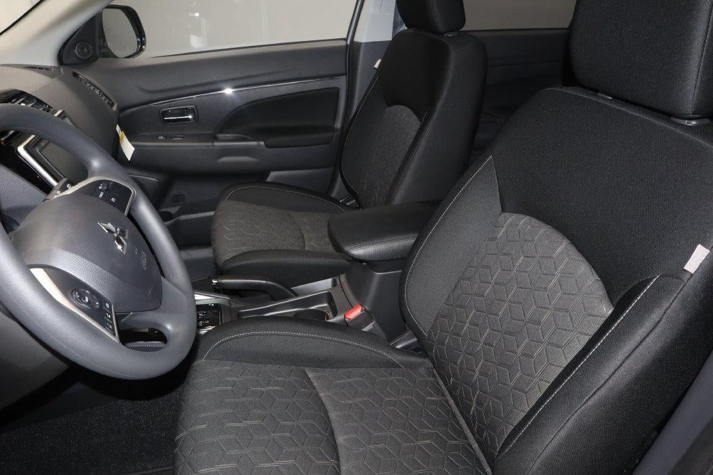 2027 Mitsubishi Outlander Sport ES