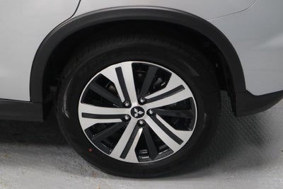 2027 Mitsubishi Outlander Sport ES
