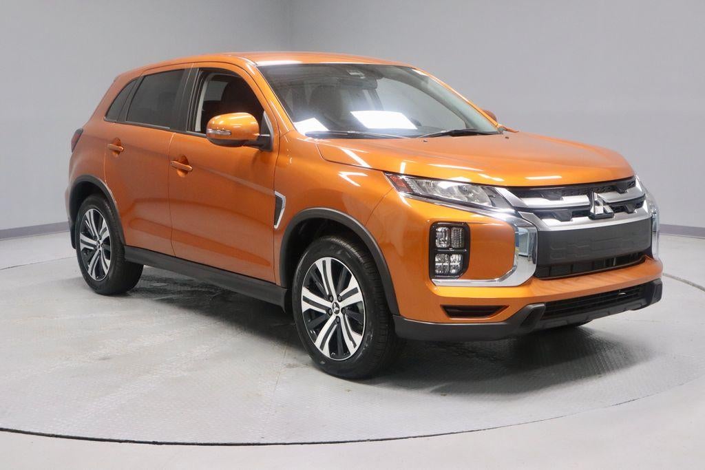 2027 Mitsubishi Outlander Sport SE
