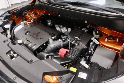 2027 Mitsubishi Outlander Sport SE