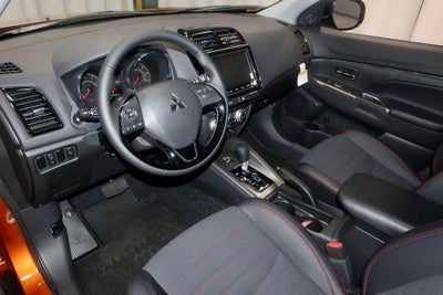 2027 Mitsubishi Outlander Sport SE
