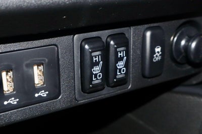 2027 Mitsubishi Outlander Sport SE