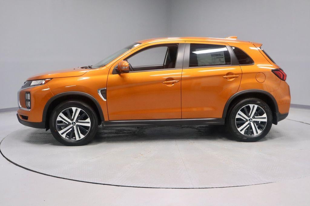 2027 Mitsubishi Outlander Sport SE