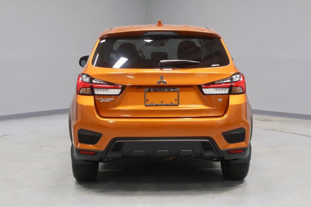 2027 Mitsubishi Outlander Sport SE