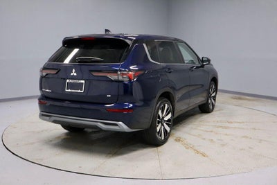 2026 Mitsubishi Outlander SE
