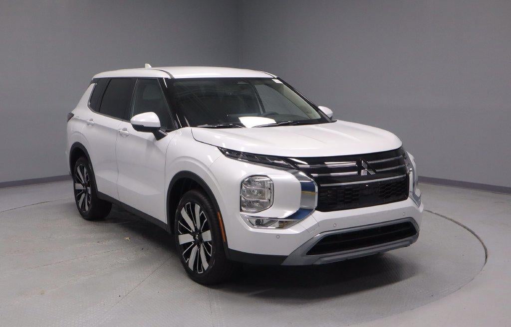 2026 Mitsubishi Outlander