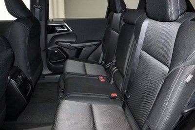 2026 Mitsubishi Outlander ES