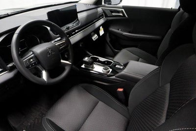 2026 Mitsubishi Outlander ES