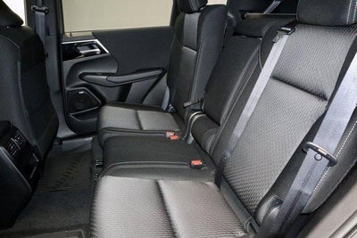 2026 Mitsubishi Outlander ES