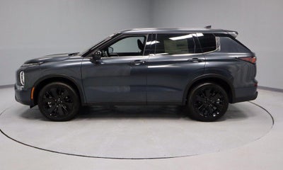 2026 Mitsubishi Outlander LE