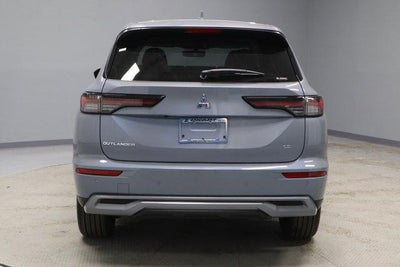 2026 Mitsubishi Outlander SE