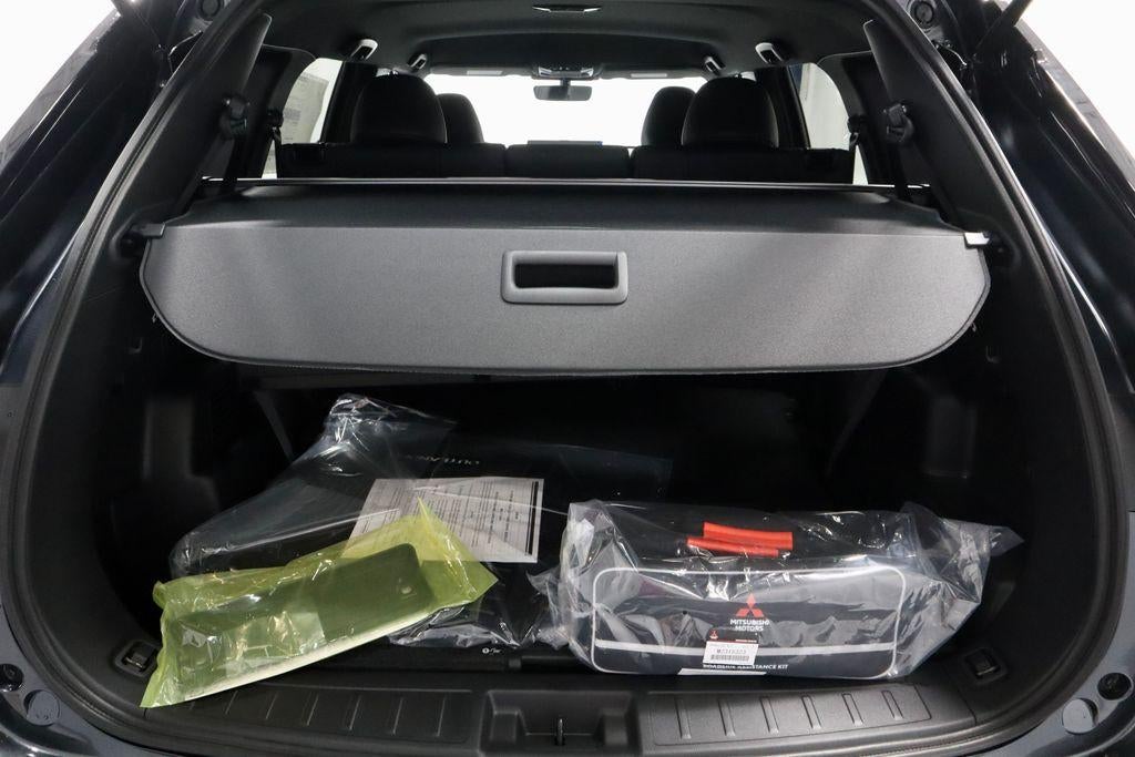 2026 Mitsubishi Outlander LE