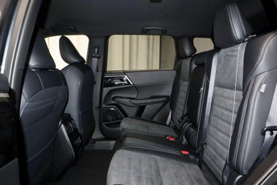 2026 Mitsubishi Outlander LE