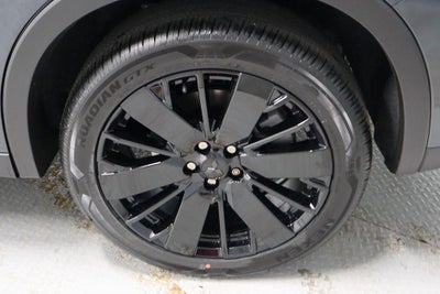 2026 Mitsubishi Outlander LE