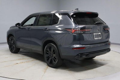 2026 Mitsubishi Outlander LE