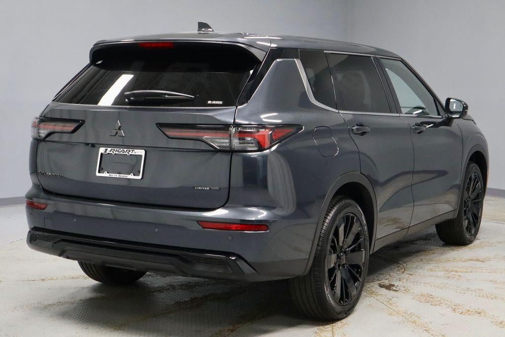 2026 Mitsubishi Outlander LE