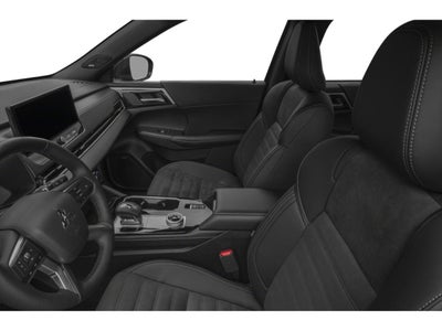 2026 Mitsubishi Outlander LE