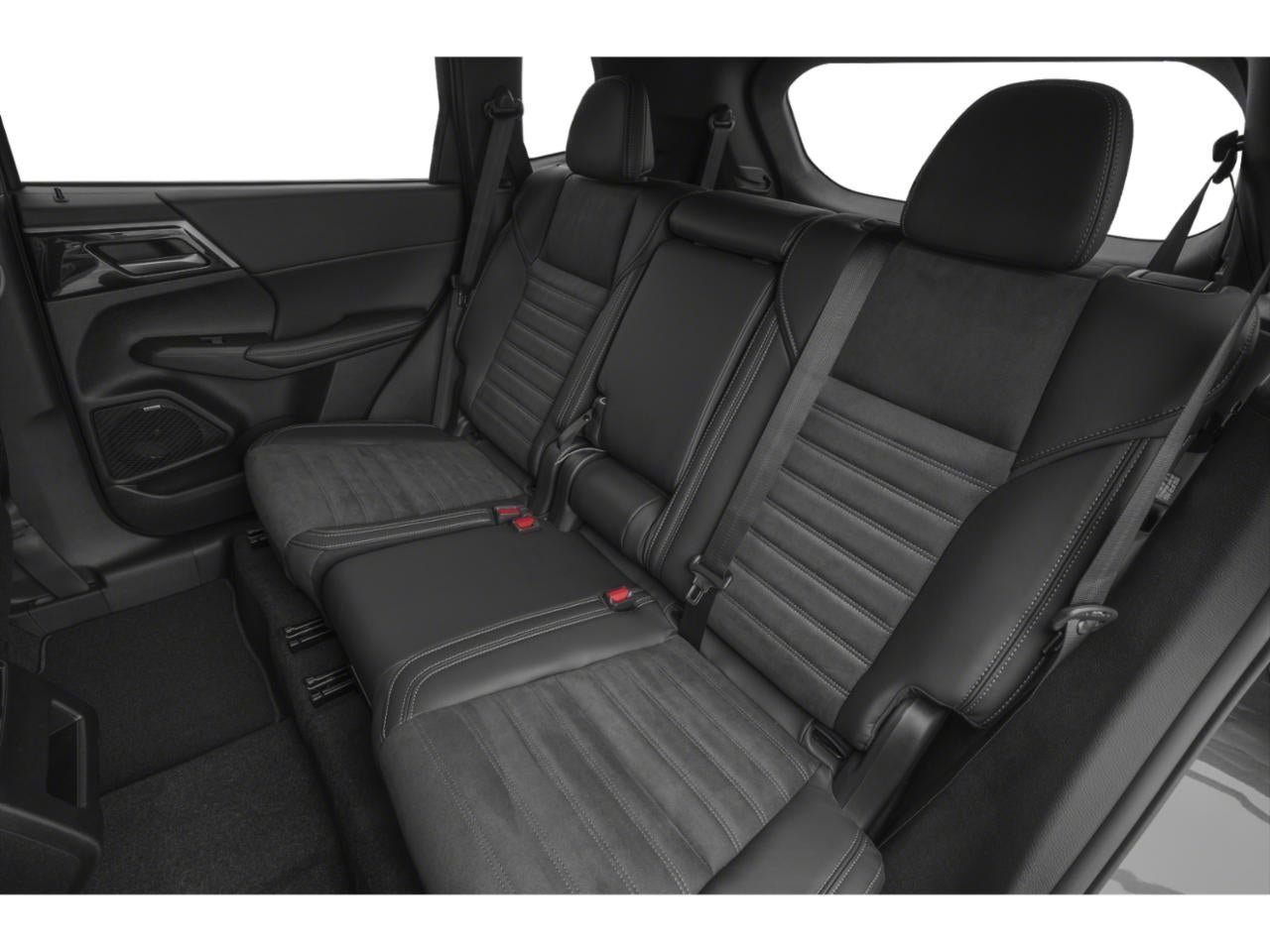 2026 Mitsubishi Outlander LE