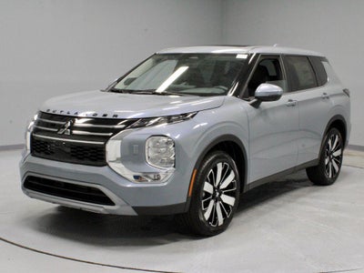 2026 Mitsubishi Outlander SE