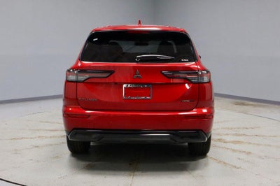 2026 Mitsubishi Outlander LE
