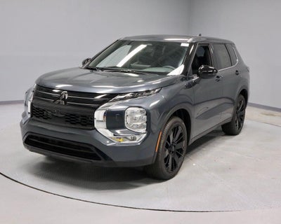 2026 Mitsubishi Outlander LE