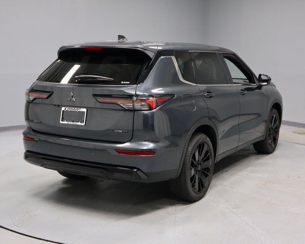 2026 Mitsubishi Outlander LE