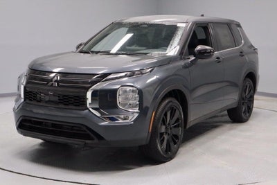 2026 Mitsubishi Outlander LE