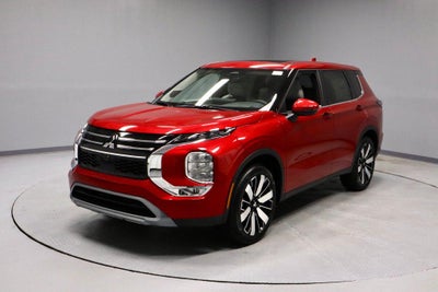 2026 Mitsubishi Outlander SE