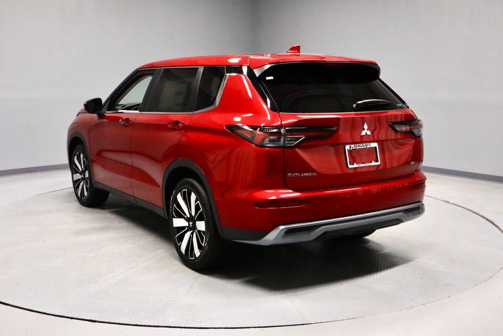 2026 Mitsubishi Outlander SE