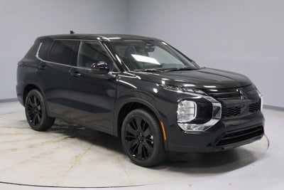 2026 Mitsubishi Outlander LE