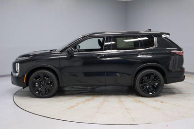 2026 Mitsubishi Outlander LE