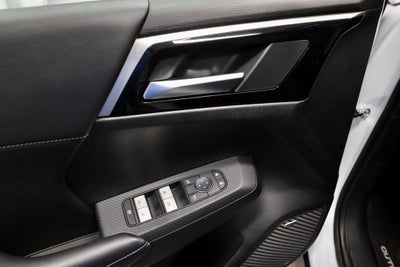 2026 Mitsubishi Outlander LE