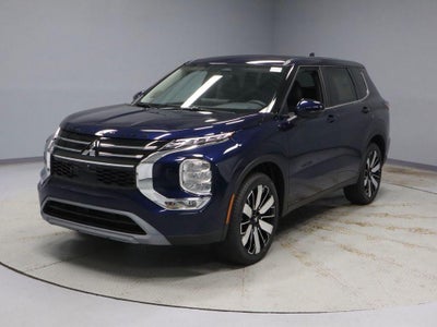 2026 Mitsubishi Outlander SE