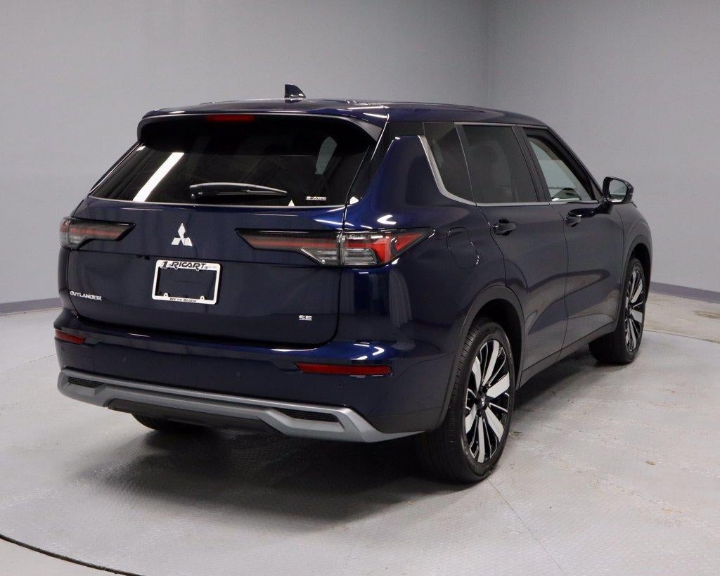 2026 Mitsubishi Outlander SE