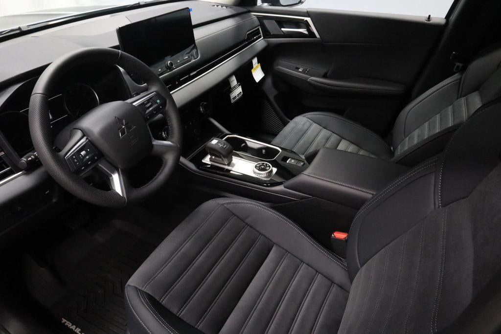 2026 Mitsubishi Outlander Trail Edition