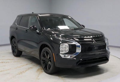 2026 Mitsubishi Outlander LE