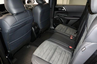 2026 Mitsubishi Outlander LE