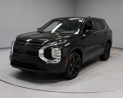 2026 Mitsubishi Outlander LE