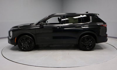 2026 Mitsubishi Outlander LE