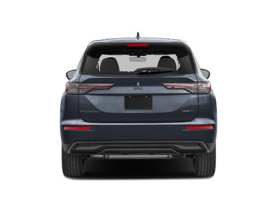 2026 Mitsubishi Outlander LE