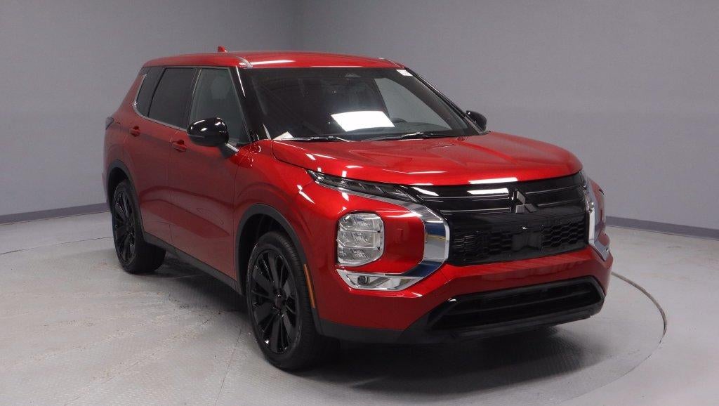 2026 Mitsubishi Outlander LE