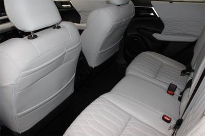 2025 Mitsubishi Outlander SEL