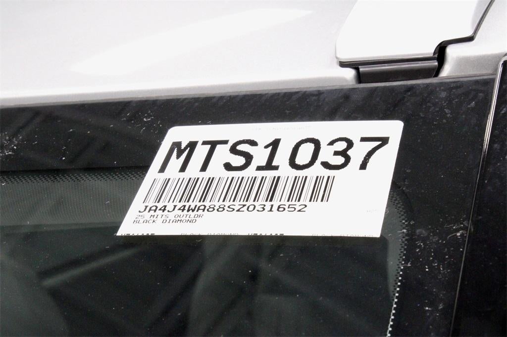 2025 Mitsubishi Outlander Platinum Edition