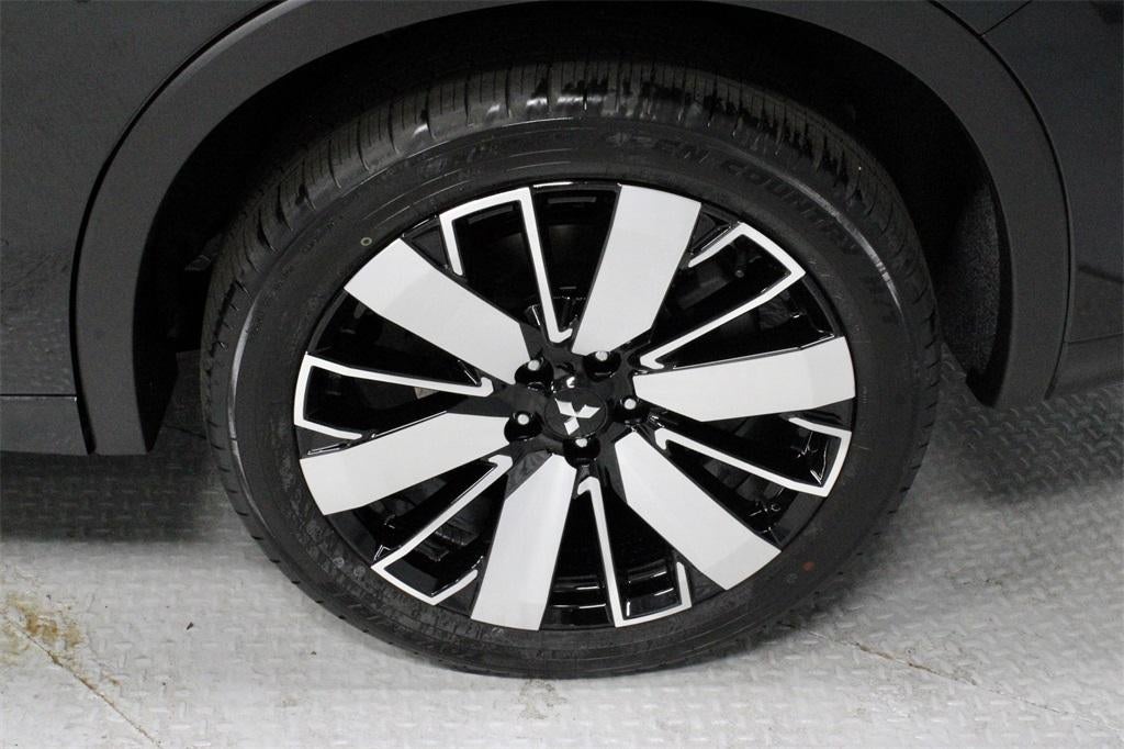 2025 Mitsubishi Outlander Platinum Edition