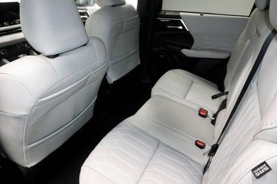 2026 Mitsubishi Outlander SEL