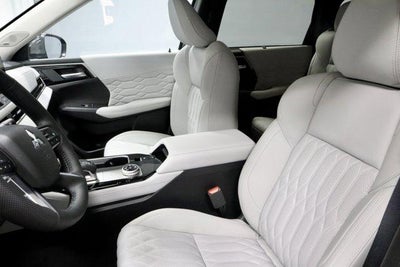 2026 Mitsubishi Outlander SEL