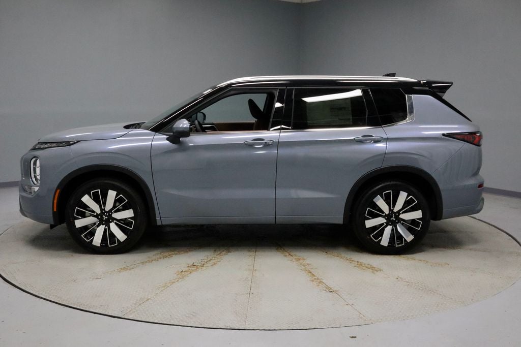 2026 Mitsubishi Outlander SEL