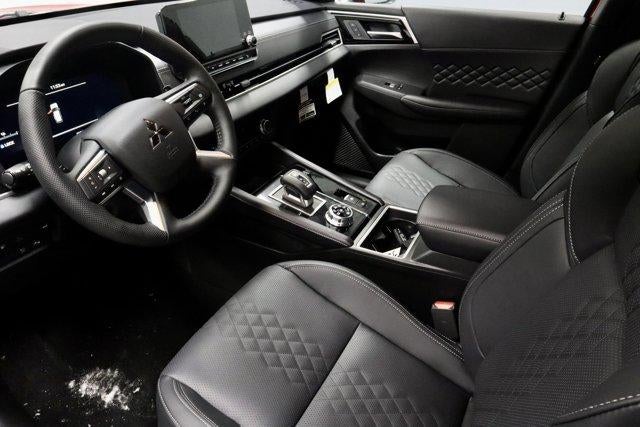 2025 Mitsubishi Outlander Plug-In Hybrid SEL Black Edition