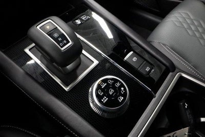 2025 Mitsubishi Outlander Plug-In Hybrid SEL Black Edition